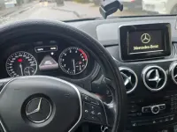 Gebraucht Mercedes B200 156 PS (114 kW) 2013 Schwarz Kleinwagen
