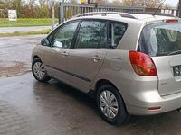 Gebraucht Toyota Corolla Verso 110 PS (80 kW) 2002 Gold Van / Kleinbus