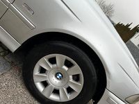 Gebraucht BMW 525 192 PS (141 kW) 2003 Silber Kombi