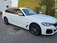 Gebraucht BMW 530e Performance 292 PS (214 kW) 2022 Weiß Kombi