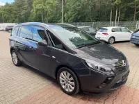 Gebraucht Opel Zafira Tourer Innovation 140 PS (102 kW) 2016 Plat.anthr./rogrey/0j:silbergr Van / Kleinbus