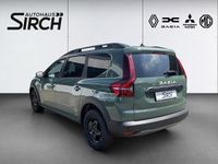 Neu Dacia Jogger Expression 101 PS (74 kW) 2025 Grau (safarigrüngrau) Van / Kleinbus