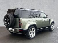Gebraucht Land Rover Defender SE Dynamic 300 PS (220 kW) 2025 Pangea green SUV