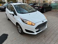 gebraucht Ford Fiesta 1,0 EcoBoost 74kW Individual PowerShi...