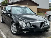 Gebraucht Mercedes E220 Avantgarde 170 PS (125 kW) 2008 Schwarz Limousine