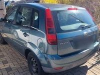Gebraucht Ford Fiesta Ambiente 69 PS (50 kW) 2002 Grün Kleinwagen