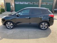 gebraucht Hyundai ix35 2.0 - schwarz - Diesel - 128.800km