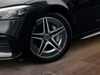 Gebraucht Mercedes C300 AMG 265 PS (194 kW) 2025 Schwarz Limousine