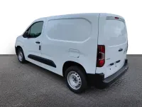 Neu Opel Combo 102 PS (75 kW) 2026 Lackierung weiss icy/typ ausse Van / Kleinbus