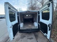 Gebraucht Opel Vivaro 140 PS (102 kW) 2016 Weiß Van / Kleinbus