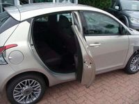 gebraucht Lancia Ypsilon Gold 0.9 TwinAir Turbo 8v* Allwetterreif