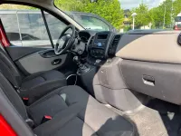 Gebraucht Nissan NV300 95 PS (69 kW) 2018 Rot Van