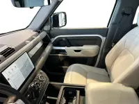 Usata Land Rover Defender 300 CV (220 kW) 2023 Bianco SUV