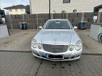 Second-hand Mercedes E200 Elegance 184 CP (135 kW) 2006 Argintiu Berlinǎ