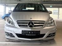 Gebraucht Mercedes B160 95 PS (69 kW) 2009 Silber Van / Kleinbus