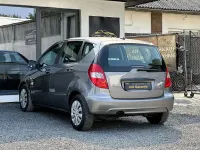Gebraucht Mercedes A180 116 PS (85 kW) 2009 Grau Limousine