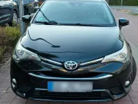 Gebraucht Toyota Avensis 112 PS (82 kW) 2016 Schwarz Kombi