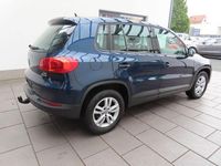 Gebraucht VW Tiguan Trendline 125 PS (91 kW) 2015 Blau SUV