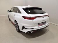 Gebraucht Kia ProCeed Comfort 204 PS (150 kW) 2018 (hw2) deluxeweiss met. Kleinwagen