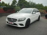 Gebraucht Mercedes C300 Avantgarde 258 PS (189 kW) 2018 Polarweiss Kombi