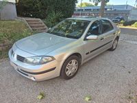 Gebraucht Renault Laguna II Avantage 111 PS (81 kW) 2005 Silber Limousine