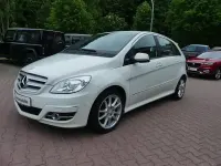 Gebraucht Mercedes B160 95 PS (69 kW) 2011 Weiß Van / Kleinbus