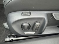 Gebraucht VW Passat R-line 272 PS (200 kW) 2024 Pure white Kombi