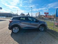 Gebraucht Renault Captur Life 101 PS (74 kW) 2020 Grau SUV
