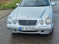 Gebraucht Mercedes E280 204 PS (150 kW) 1999 Silber Limousine