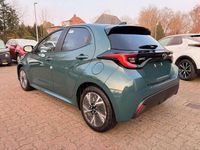 Neu Toyota Yaris Hybrid 117 PS (86 kW) 2026 Ever rest green metallic Kleinwagen