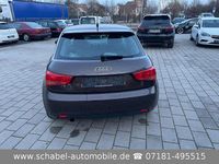 Gebraucht Audi A1 Attraction 86 PS (63 kW) 2011 Braun Kleinwagen