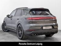 Usata Porsche Cayenne S E-Hybrid 519 CV (381 kW) 2024 Grigio SUV