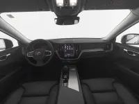 Gebraucht Volvo XC60 Plus 197 PS (144 kW) 2024 Weiss crystal white / metallic SUV
