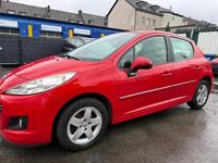 Gebraucht Peugeot 207 95 PS (69 kW) 2011 Rot Kleinwagen