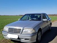 Gebraucht Mercedes C180 122 PS (89 kW) 1998 Silber Limousine
