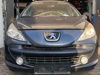 Gebraucht Peugeot 207 95 PS (69 kW) 2009 Grau Limousine