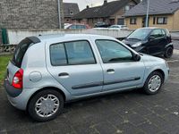 Gebraucht Renault Clio II 60 PS (44 kW) 2002 Silber Kleinwagen
