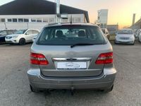 gebraucht Mercedes B200 Aut.*Pano*Klima*Xenon*Leder*SHZ*PDC*AHK*