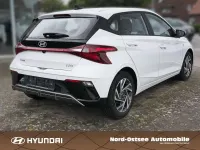 Gebraucht Hyundai i20 Trend 101 PS (74 kW) 2024 Weiß Kleinwagen