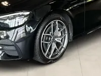 Gebraucht Mercedes E400 Style 330 PS (242 kW) 2023 Schwarz Limousine