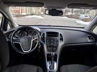 Gebraucht Opel Astra 140 PS (102 kW) 2013 Schwarz Limousine