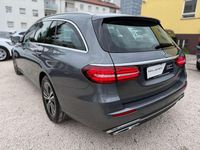 Gebraucht Mercedes E300 265 PS (194 kW) 2022 Selenitgrau Kombi