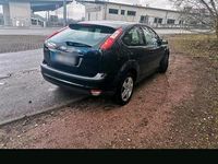 Usata Ford Focus 75 CV (55 kW) 2007 Blu Utilitaria