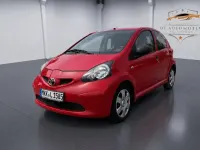 Gebraucht Toyota Aygo 68 PS (50 kW) 2007 Rot Kleinwagen