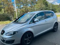 Occasion Seat Altea 104 ch (76 kW) 2011 Argent Berline