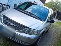 Gebraucht Chrysler Voyager 143 PS (105 kW) 2001 Silber Van / Kleinbus