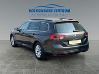 Gebraucht VW Passat Business 150 PS (110 kW) 2023 Mangangrau (metallic) Kombi