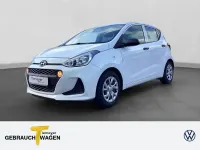 Gebraucht Hyundai i10 Passion Plus 67 PS (49 kW) 2017 Weiß Kleinwagen