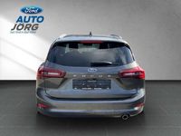 Gebraucht Ford Focus Titanium 125 PS (91 kW) 2025 Metallic) (grau Kombi