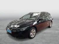 Gebraucht VW Golf VIII Life 150 PS (110 kW) 2022 Deep black perleffekt Kombi